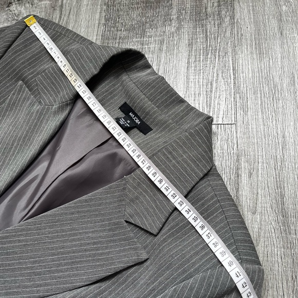 Blazer. New. Has shoulder pads. Larger fit on shoulders. Grey with stripes. - Picture 6 of 10